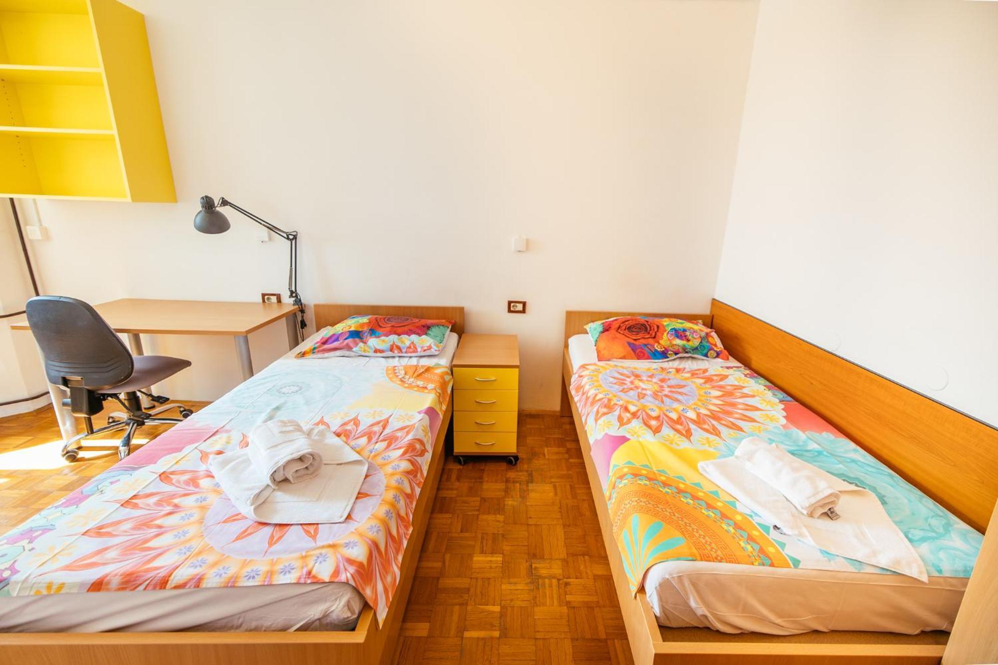 Prenocisca Prisoje Hostel Koper Exterior photo